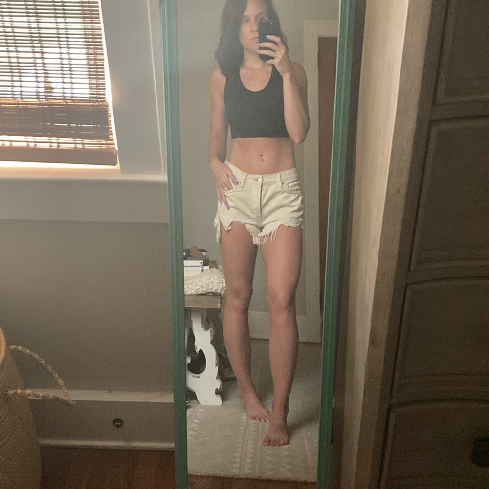We The Free Shorts 🌙🌙🌙🍑🍑